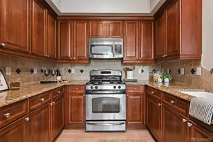 1654 Fillmore St, Denver, CO 80206 - Photo 10