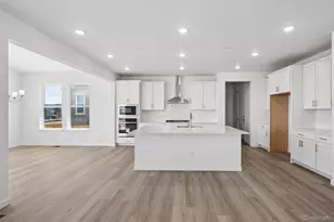 25131 E Evans Dr, Aurora, CO 80018 - Photo 8