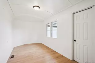 2110 Eagle Cir, Aurora, CO 80011 - Photo 12
