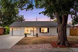 769 Troy Ct, Aurora, CO 80011 - Photo 2
