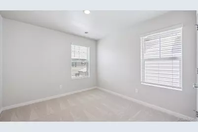 343 N Bersshine Street, Watkins, CO 80137 - Photo 10