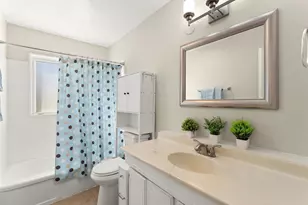 1665 Lima St, Aurora, CO 80010 - Photo 16