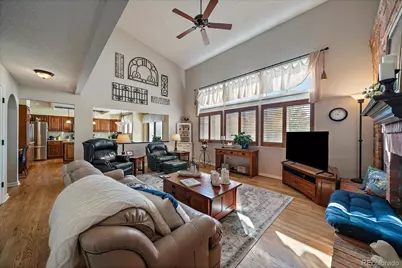 5852 S Danube Circle, Aurora, CO 80015 - Photo 8