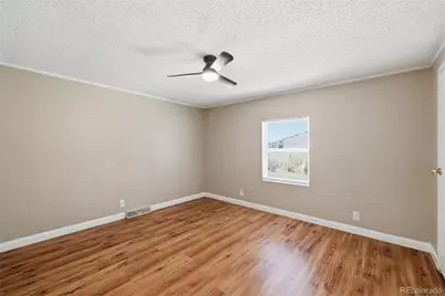 1816 Pagosa Way, Aurora, CO 80011 - Photo 16