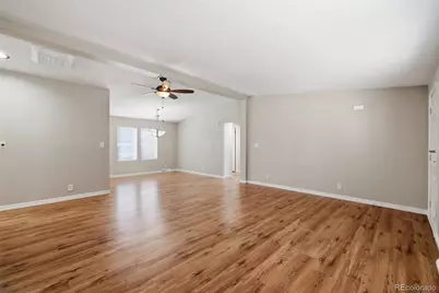 1816 Pagosa Way, Aurora, CO 80011 - Photo 4