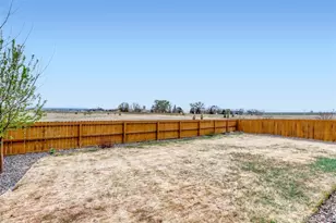 2078 Pineywoods St, Mead, CO 80542 - Photo 16