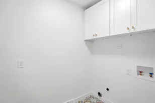 2451 S Holly Pl, Denver, CO 80222 - Photo 24