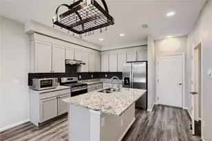 16214 E 47th Dr, Denver, CO 80239 - Photo 10
