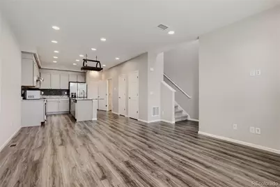 16214 E 47th Drive, Denver, CO 80239 - Photo 8