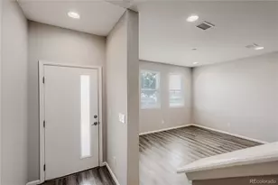 16214 E 47th Dr, Denver, CO 80239 - Photo 4