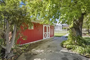 8061 Clarkson Ct, Denver, CO 80229 - Photo 32