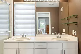 790 N Clarkson St, Denver, CO 80218 - Photo 22