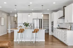 2852 Morningbird Ln, Castle Rock, CO 80109 - Photo 6