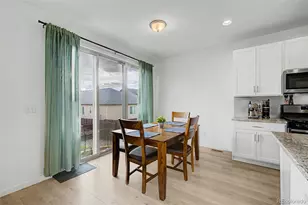 121 S Vandriver Wy, Aurora, CO 80018 - Photo 12
