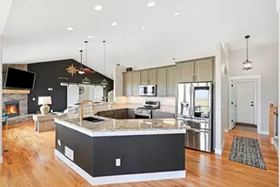 50111 E Maplewood Pl, Bennett, CO 80102 - Photo 8