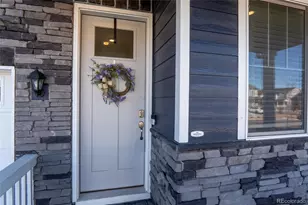 27436 E Byers Pl, Aurora, CO 80018 - Photo 2