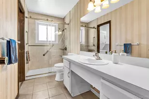 1260 S Moline St, Aurora, CO 80012 - Photo 10