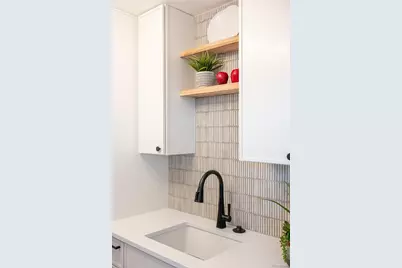 1175 N Emerson Street #212, Denver, CO 80218 - Photo 8