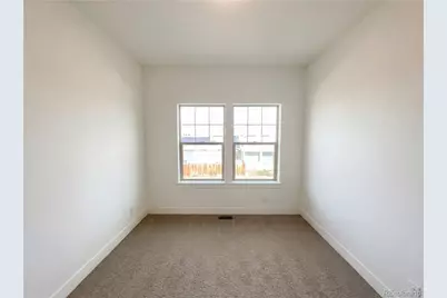 10260 E 57th Place, Denver, CO 80238 - Photo 16