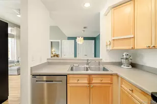 2849 Syracuse Ct, Denver, CO 80238 - Photo 6