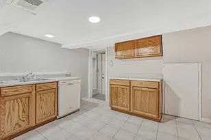 548 S Lincoln St, Denver, CO 80209 - Photo 10