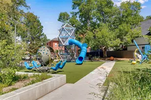 822 25th St, Denver, CO 80205 - Photo 28