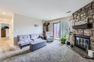 10785 W 63rd Pl, Arvada, CO 80004 - Photo 2