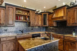 28098 Green Valley Ln, Conifer, CO 80433 - Photo 10