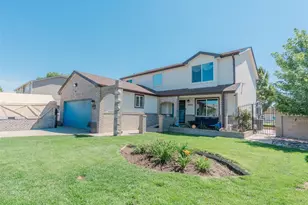 4860 Crown Blvd, Denver, CO 80239 - Photo 2