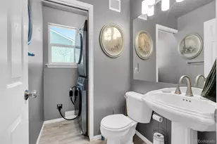 4860 Crown Blvd, Denver, CO 80239 - Photo 30
