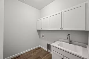 7051 S White Crow Wy, Aurora, CO 80016 - Photo 32