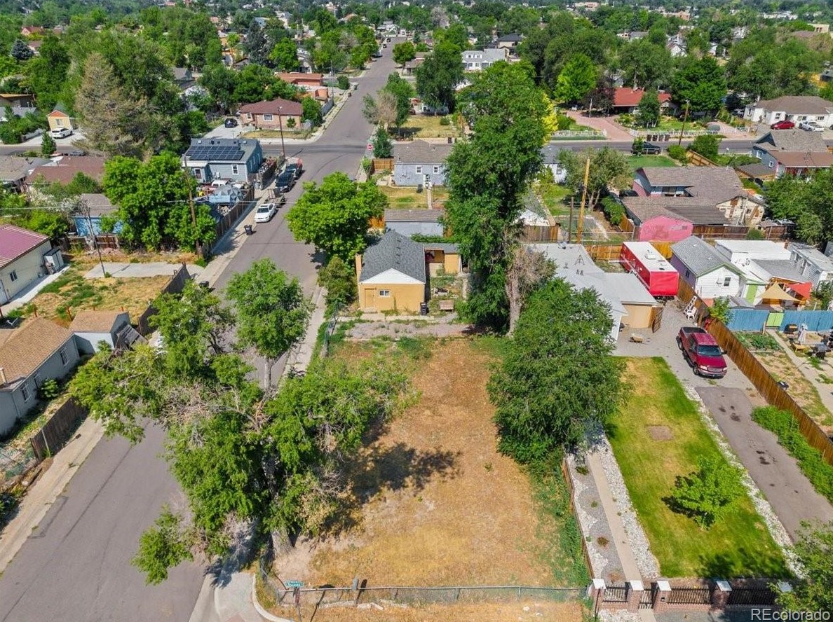 395 Osceola St, Denver, CO 80219-1230