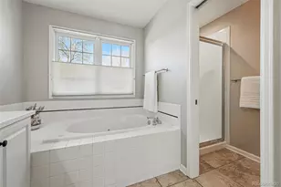 2252 S Yosemite Cir, Denver, CO 80231 - Photo 24