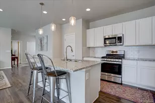 6612 N Ceylon St, Denver, CO 80249 - Photo 8