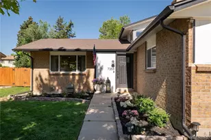 7355 S Elm Ct, Centennial, CO 80122 - Photo 2