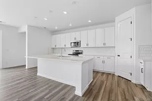 16478 W 92nd Pl, Arvada, CO 80007 - Photo 4