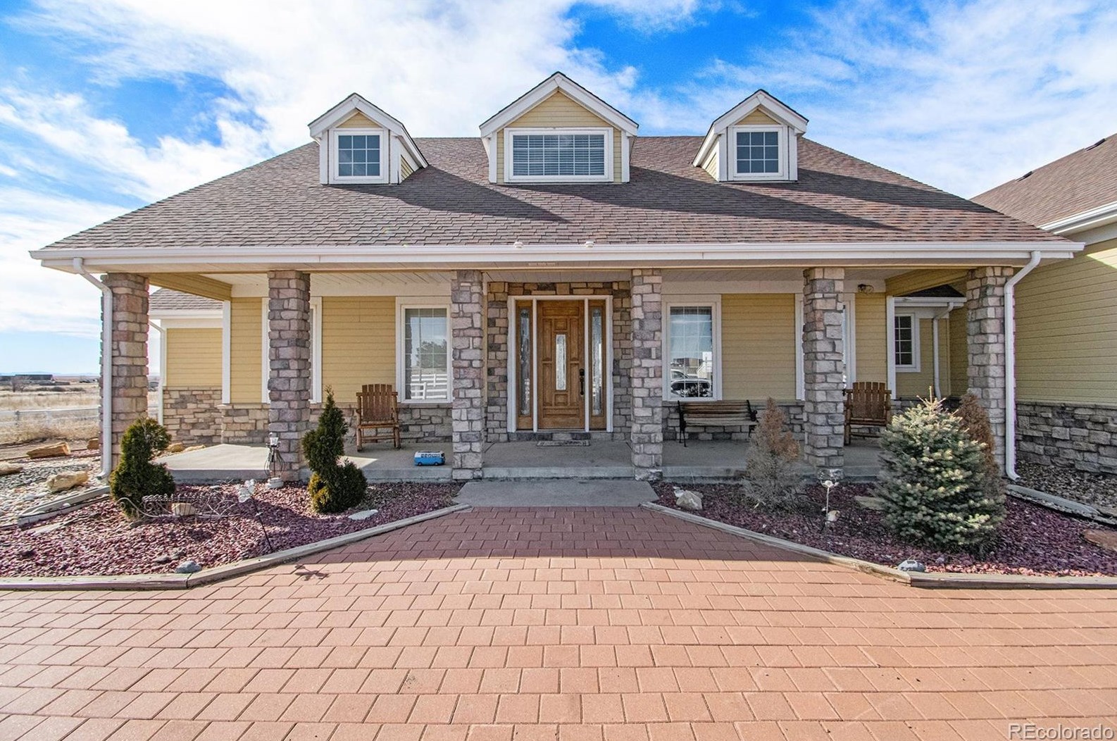 14725 Umpire St, Denver, CO 80603-8314