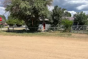 518 Trinchera St, San Luis, CO 81152 - Photo 2