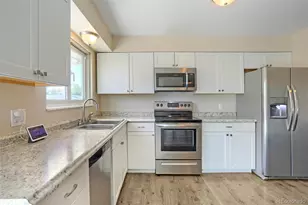 2644 S Norfolk St, Aurora, CO 80013 - Photo 10