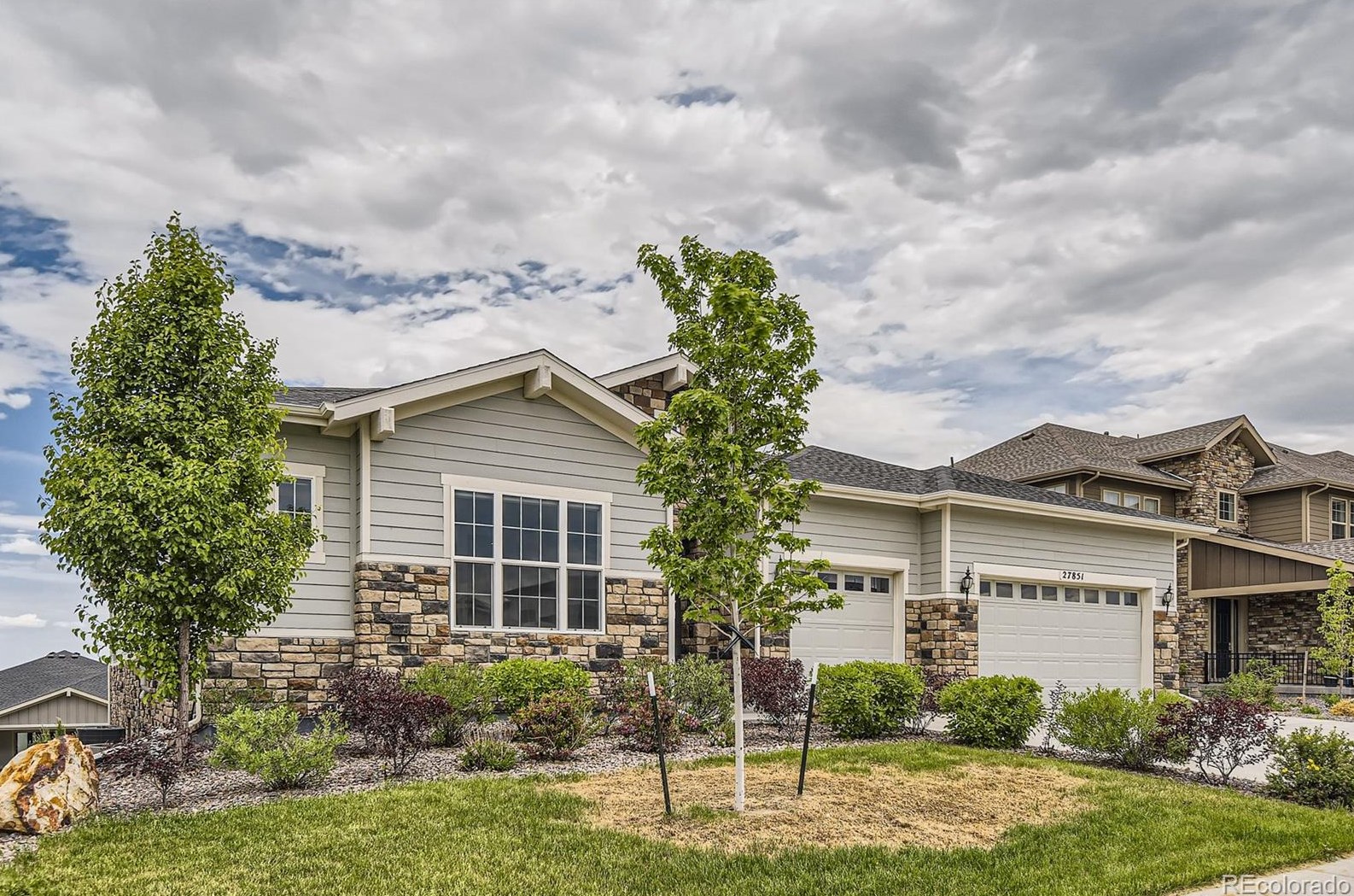 27851 Lakeview Dr, Aurora, CO 80016