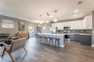 24907 E Calhoun Pl, Aurora, CO 80016 - Photo 4