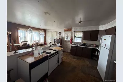 210 E Gandy Avenue, Keenesburg, CO 80643 - Photo 6