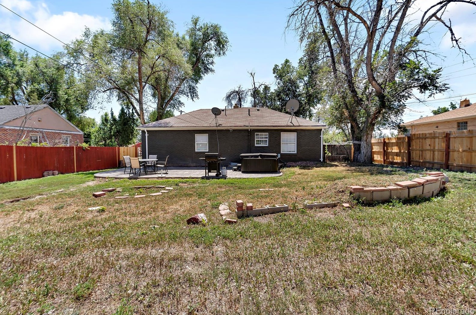 6945 61 Ave, Arvada CO  80003-5306 exterior