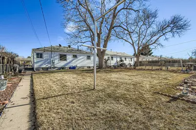 2381 Nome Street, Aurora, CO 80010 - Photo 20