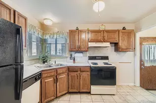 2381 Nome St, Aurora, CO 80010 - Photo 8