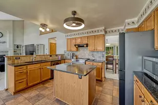 749 Redwood Ct, Highlands Ranch, CO 80126 - Photo 8