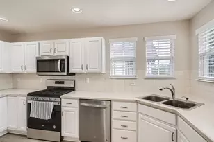 21931 E Canyon Pl, Aurora, CO 80016 - Photo 10