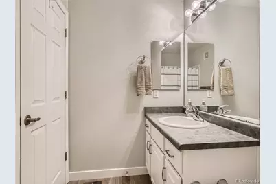 21931 E Canyon Place, Aurora, CO 80016 - Photo 18