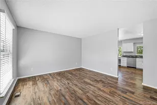 2008 S Idalia St, Aurora, CO 80013 - Photo 8