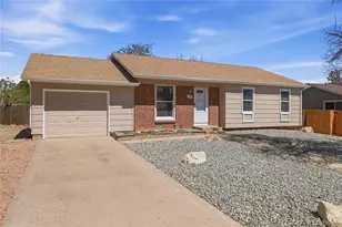 2008 S Idalia St, Aurora, CO 80013 - Photo 4